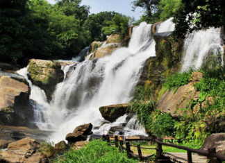 น้ำตกแม่กลาง