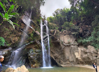 น้ำตกหมอกฟ้า