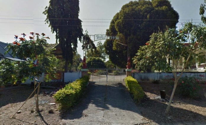 วัดคัมภีราราม (แควมะกอก) วัดแควมะกอก หมู่ 1 แควมะกอก ฮอด - วังลุง ตำบลฮอด อำเภอฮอด จังหวัดเชียงใหม่