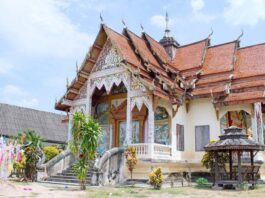 วัดรัตนวราราม ตำบลหางดง อำเภอฮอด วัดรัตนวราราม หมู่ 2 ตำบลหางดง อำเภอฮอด จังหวัดเชียงใหม่