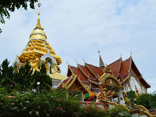 วัดพระธาตุดอยสะเก็ด ตำบลเชิงดอย อำเภอดอยสะเก็ด