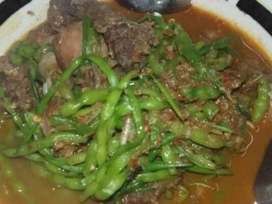 แกงผักขี้หูด