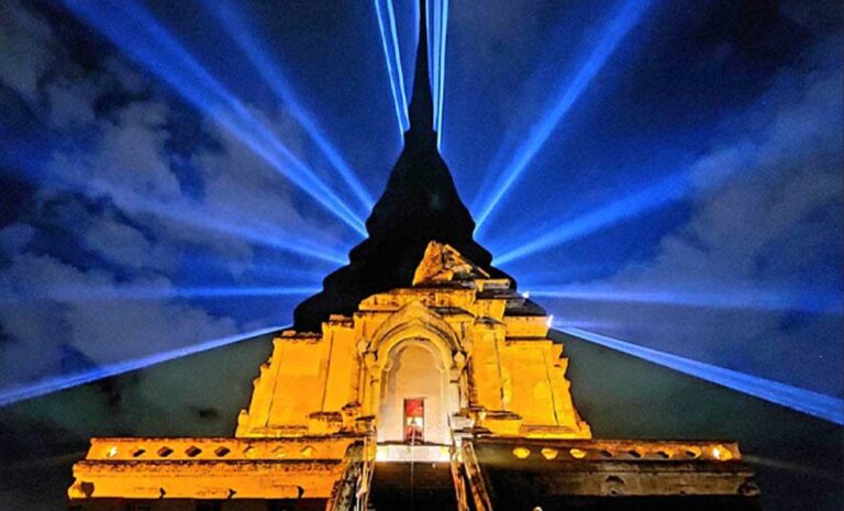ชมการแสดงแสงหลวง โชติการาม องค์พระธาตุเจดีย์หลวง ณ วัดเจดีย์หลวง เมืองเชียงใหม่ จังหวัดเชียงใหม่ ในค่ำคืนวันอาทิตย์ที่ 31 กรกฎาคม 2565