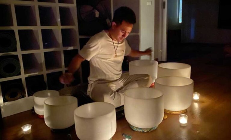 CMH – Crystal Singing Bowl Sound Bath