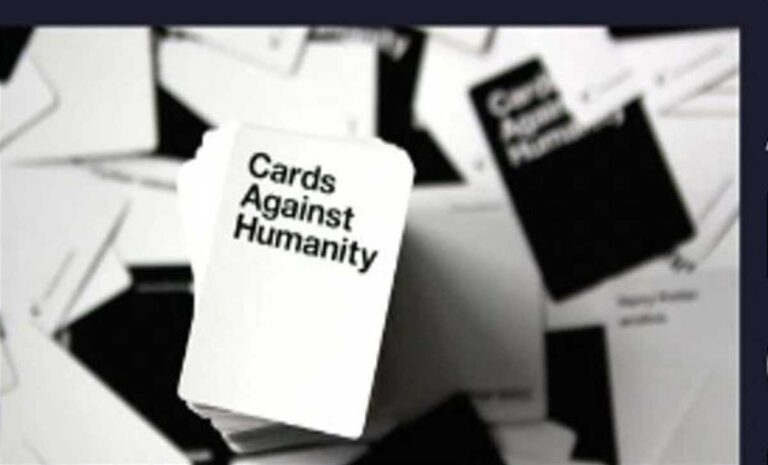 CARDS AGAINST HUMANITY